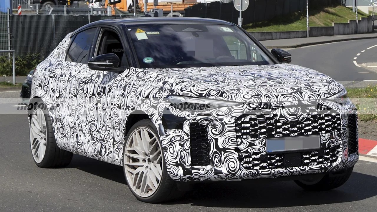 Audi Tests New RS Q5 and RS Q5 Sportback Prototypes with 630 HP at Nürburgring