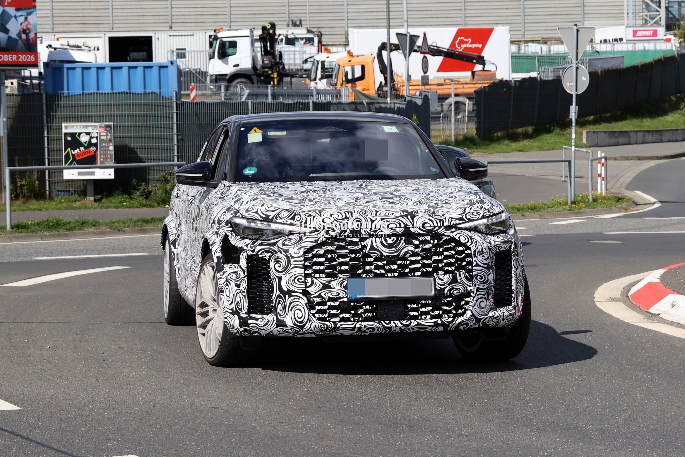 Audi RS Q5 and RS Q5 Sportback Spotted with New Design and Electrified Powertrain