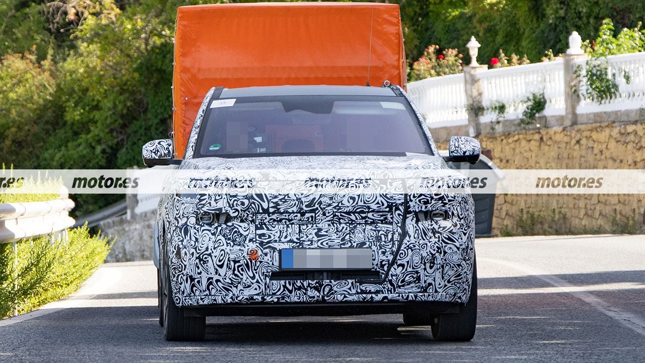 2027 Hyundai KONA Spied with Less Camouflage, Set to Feature Updated Hybrid Powertrains