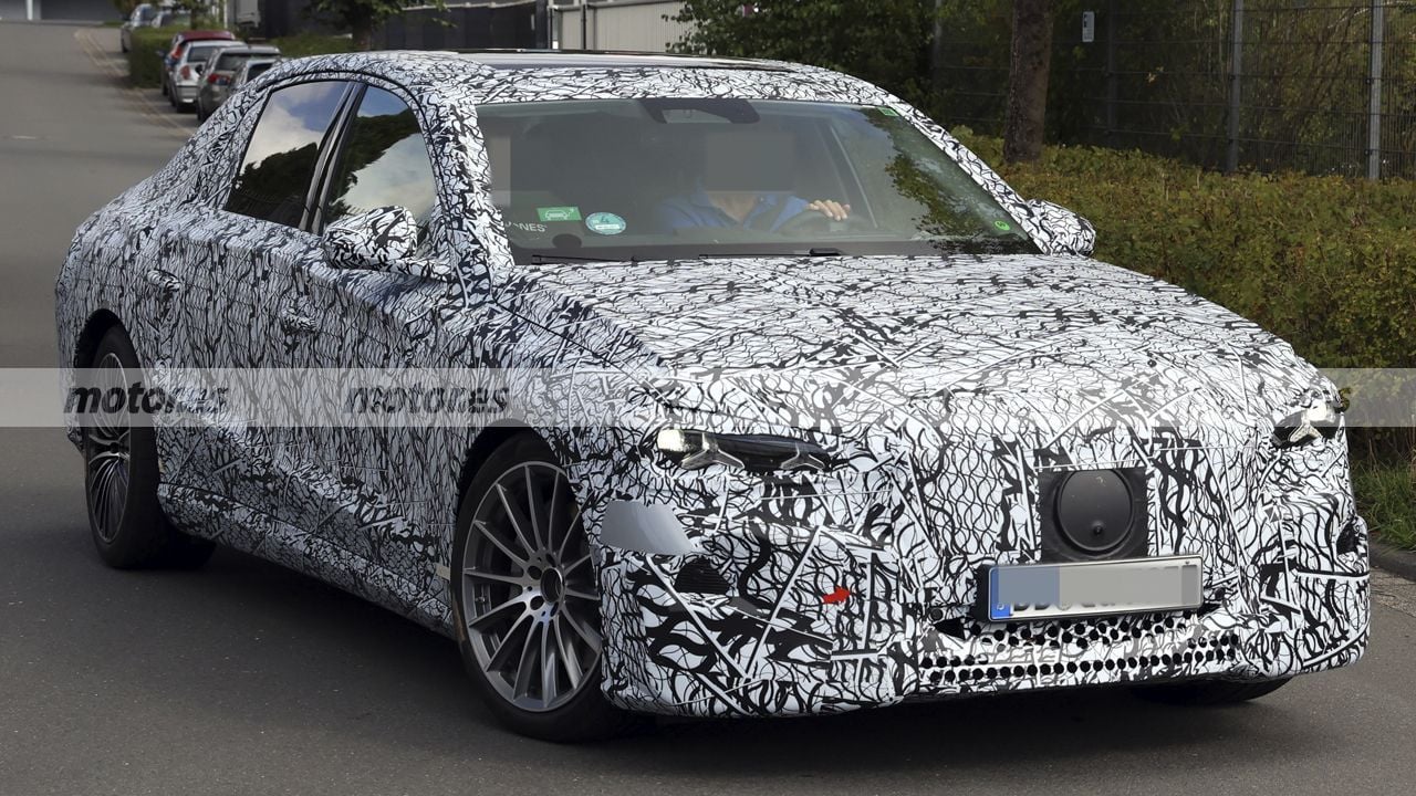 New Mercedes E-Class Electric Prototype Reveals Classic Sedan Design and Updated Lights