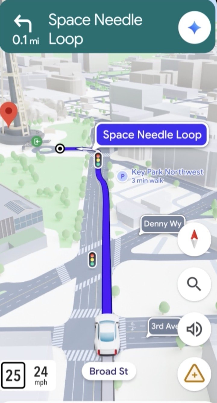Google Maps on Android Auto Begins Testing Pop-Ups for Traffic Lights and Stop Signs