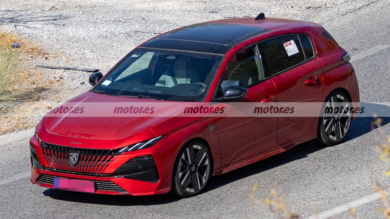 Stellantis Tests Larger Battery for Improved Peugeot ECO Hybrids