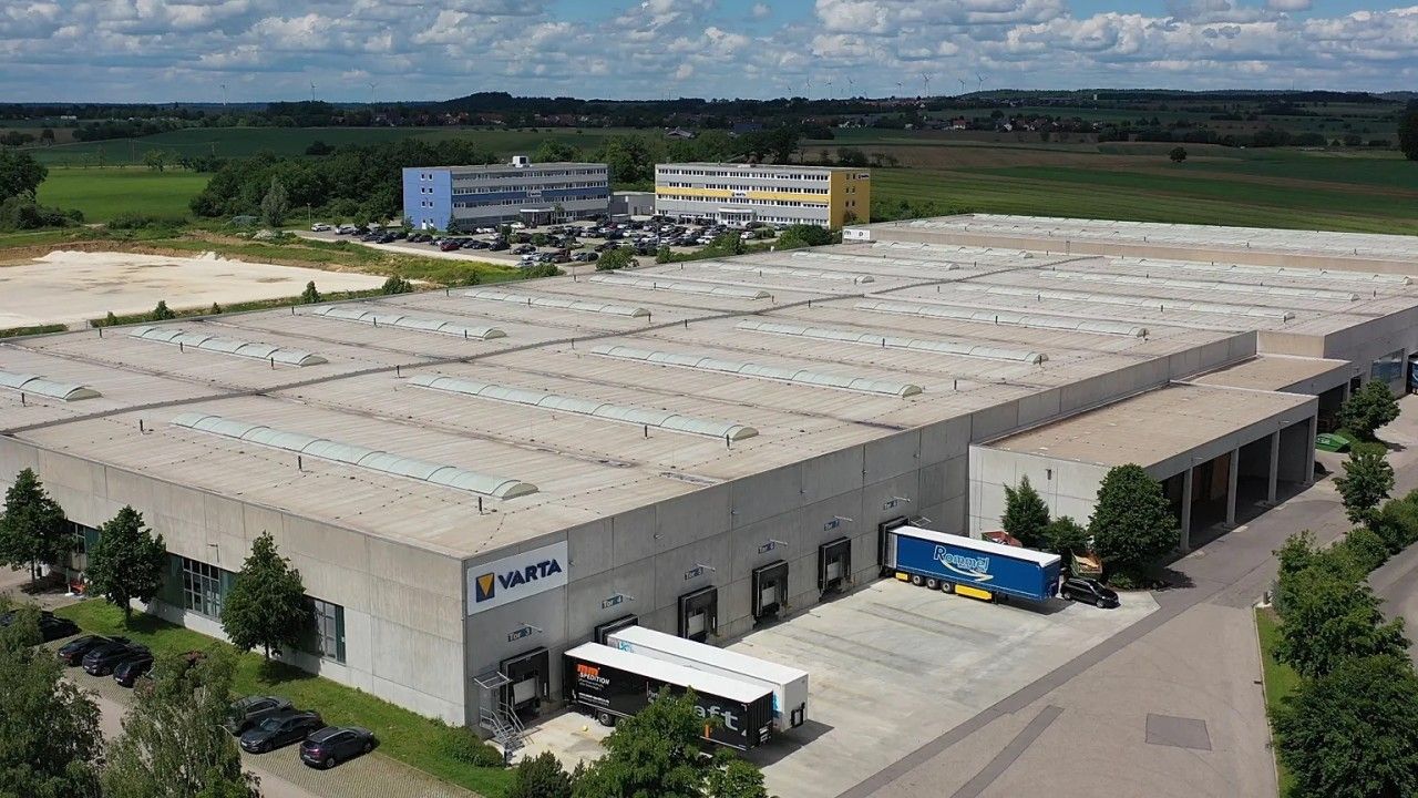 Varta Enters Insolvency After 139 Years Amid Loss of Key Client and Rising Competition