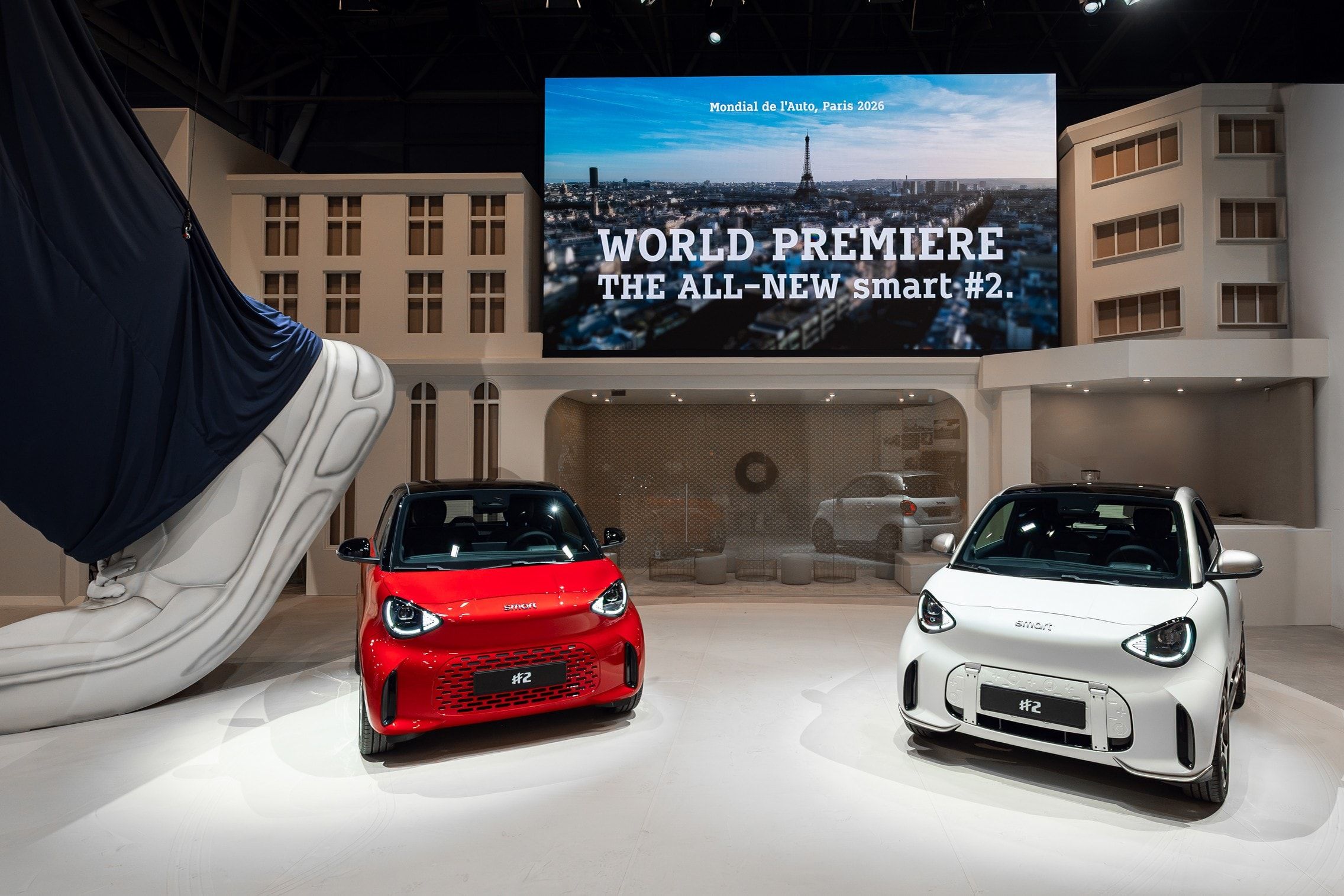 Smart #2 Unveiled at Paris Motor Show: A Compact Electric City Car for Urban Living
