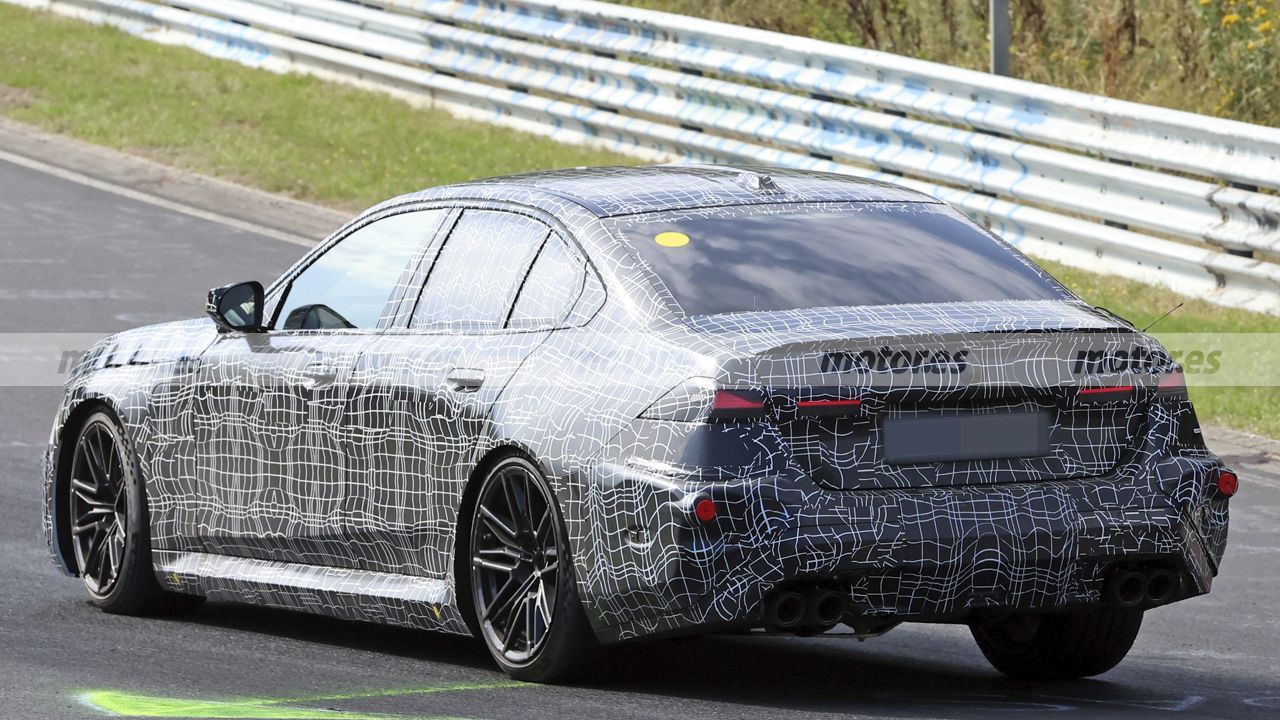 BMW M5 Prototype Tested at Nürburgring Ahead of 2027 Update