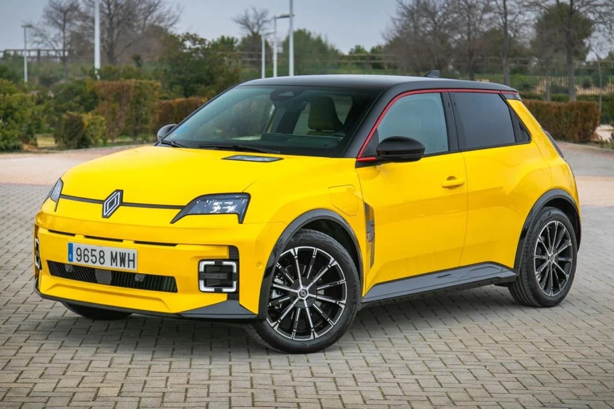 Renault Demands Clear Brand Identity in Collaborations with Nissan, Ford, and Mitsubishi