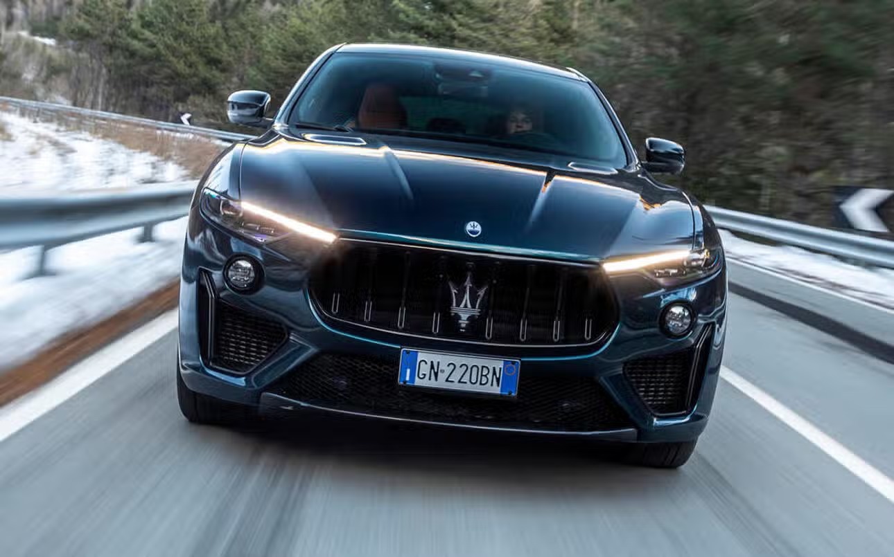 Maserati to Reveal New Large SUV and Redesigned Quattroporte in December