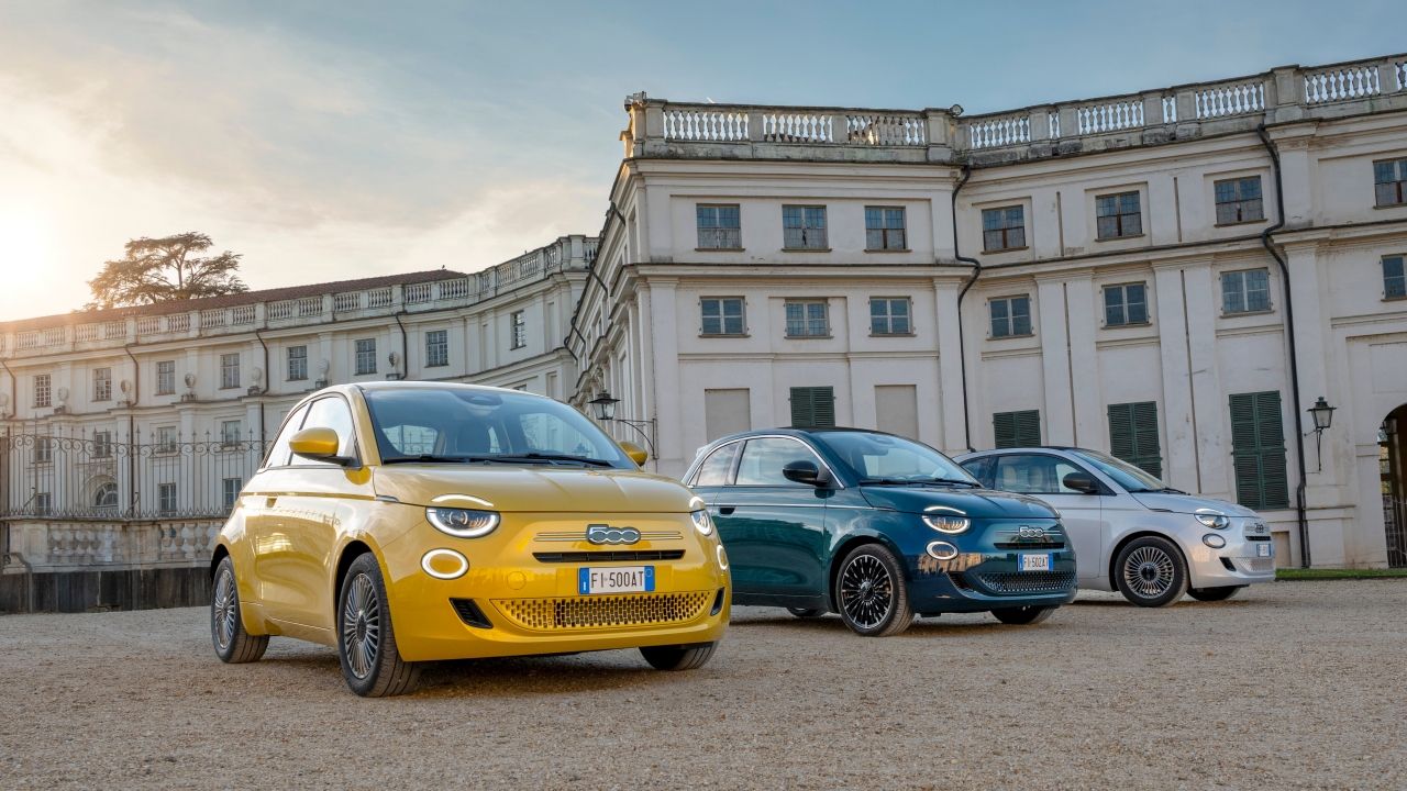 Stellantis to Pause Production at Five Factories Amid Battery Shortage and Slowing Demand