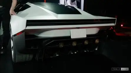 Tesla Roadster Flying Version's Street Legality Remains Unclear
